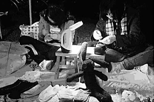 ��У���⼯����С��Ʒ���� Ů���Լ���������